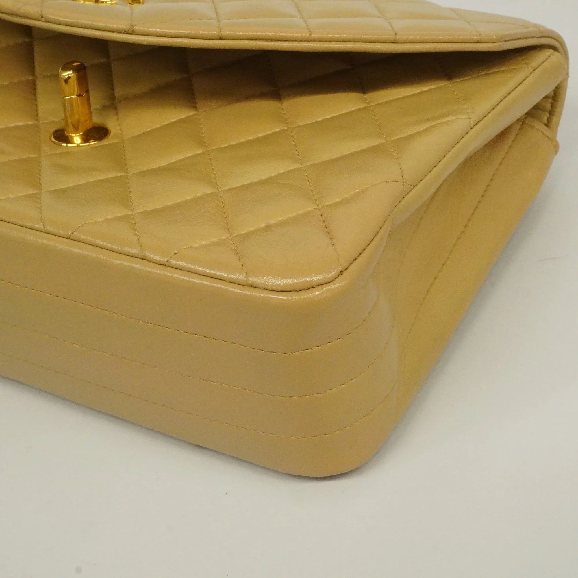 Authenticated Used Auth Chanel Matelasse Single Chain Women's Leather Shoulder Bag Beige