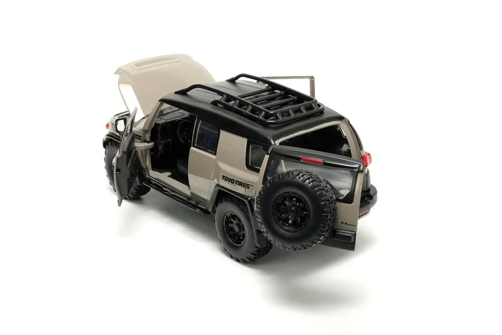 Toyota FJ Cruiser w/ Roof Rack and Extra Wheels; Beige - Jada Toys 34008 - 1/24 scale Diecast Car