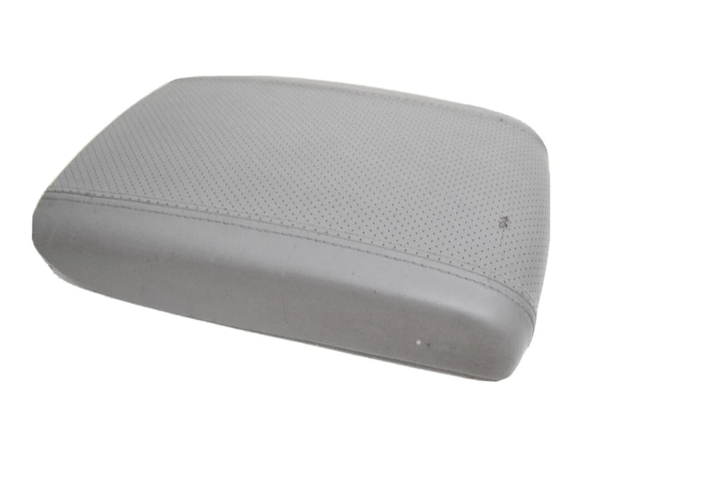 03 04 05 06 Cadillac Escalade Center Console Lid Gray