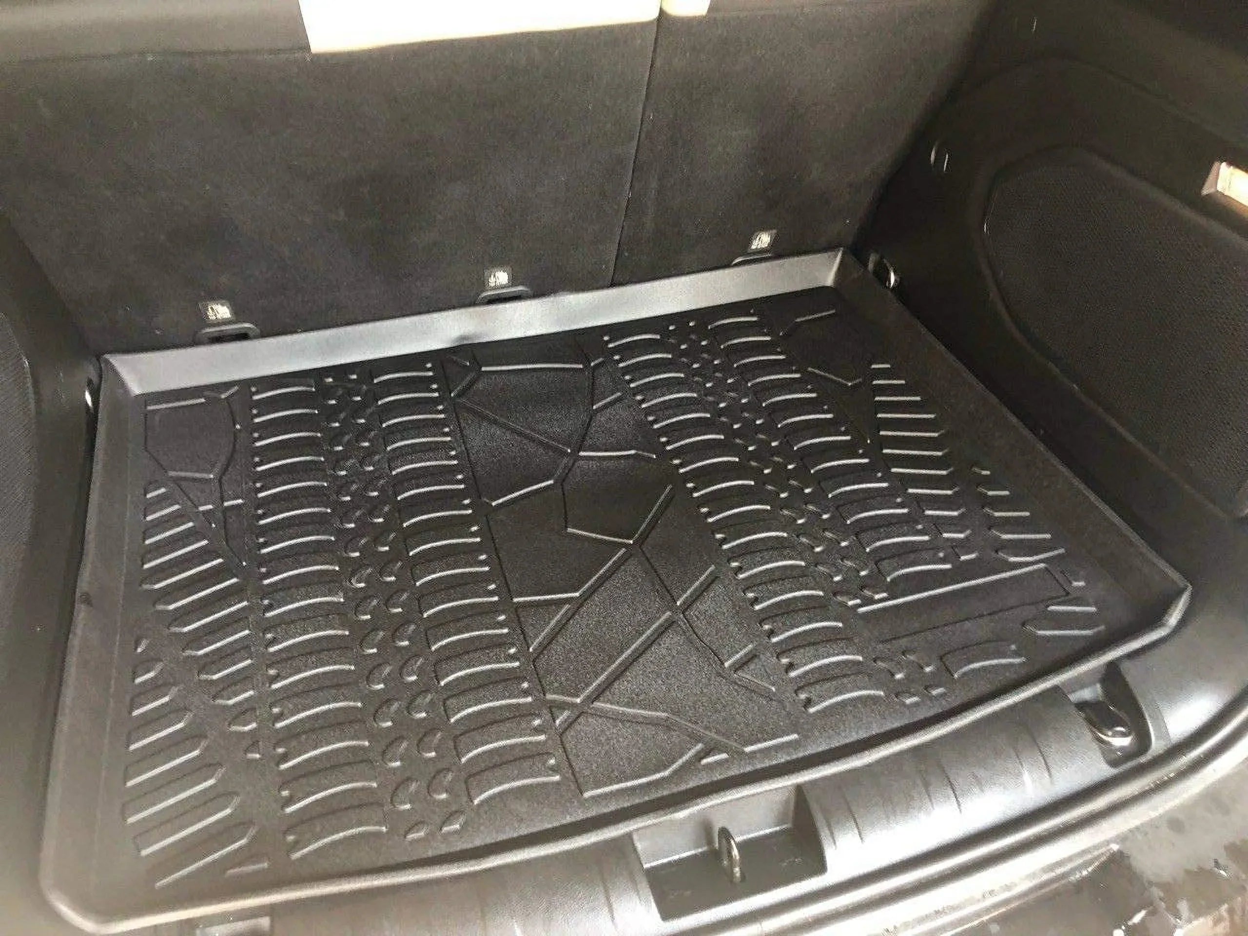 EACCESSORIES EA Cargo Liner – Trunk Mat for Jeep Renegade 2015-2023 – Weather-Resistant Trunk Mats for Cars with Raised Lip – Non-Slip Car Trunk Mat Rubber – Easy to Install – Laser Pre-Cut Design
