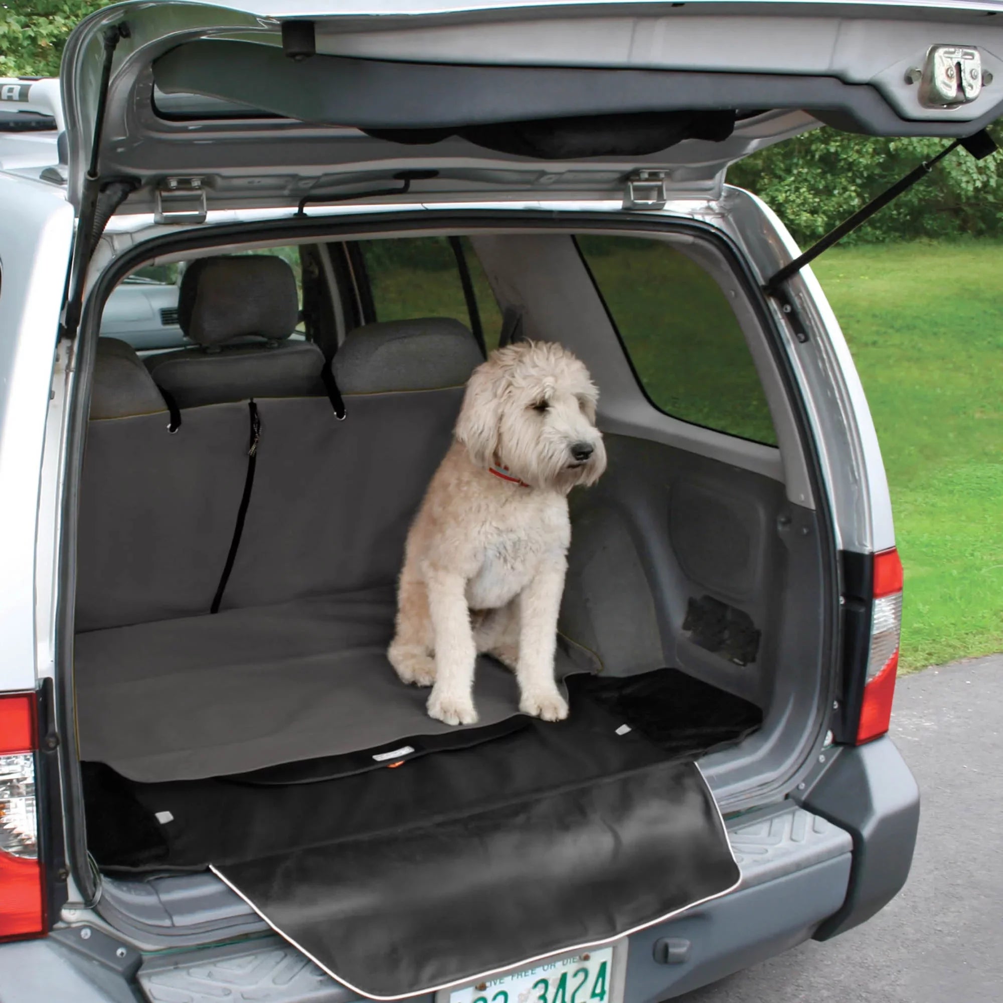 Kurgo Cargo Cape for Dogs; Pet Cargo Liner; Trunk Car Cover; Bumper Flap for Extra Protection; Resistant; Storage Pockets; For Cars; SUV; Trucks (Charcoal Grey)