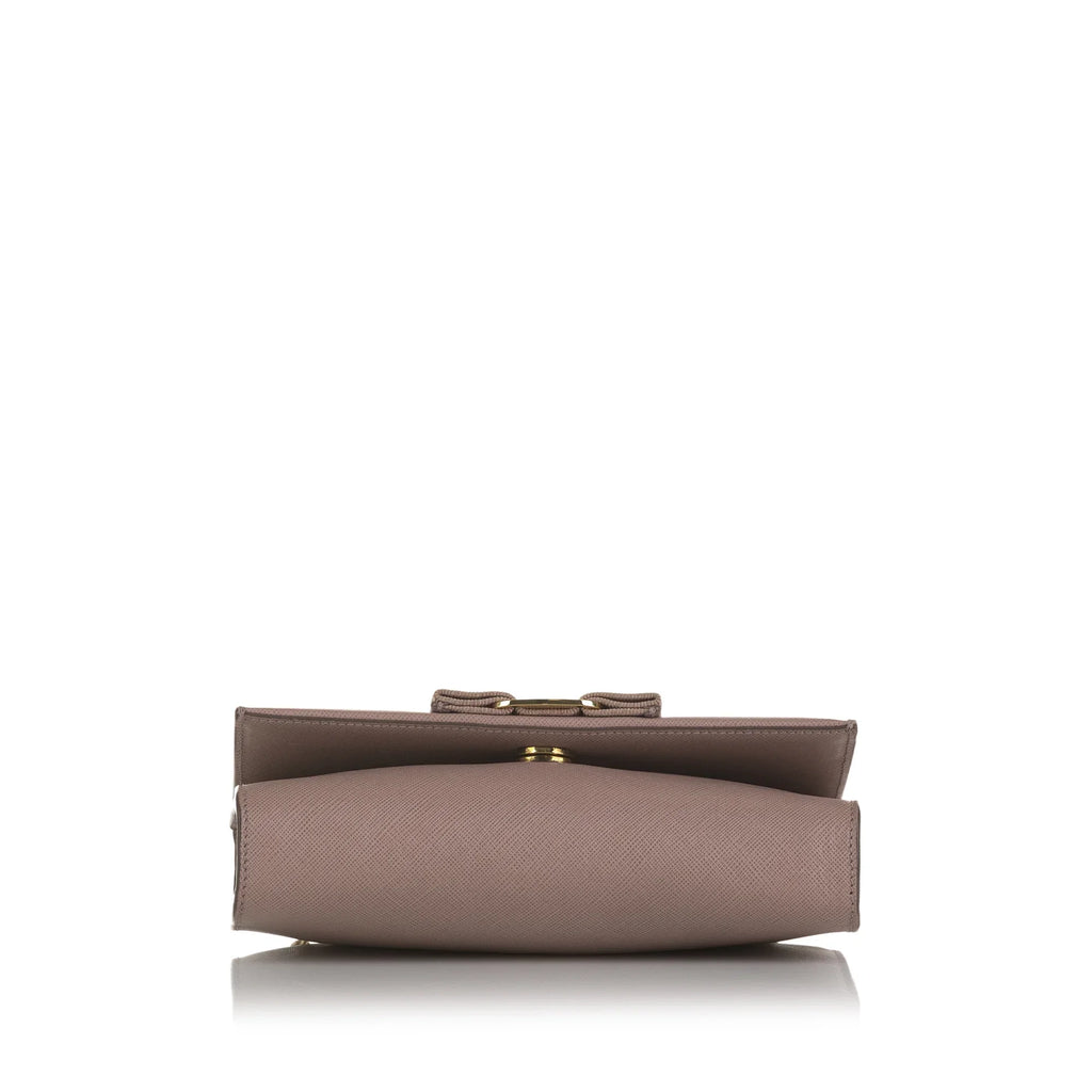 Pre-Owned Authenticated Ferragamo Small Vara Ginny Crossbody Calf Leather Pink Crossbody Bag Unisex (Good)