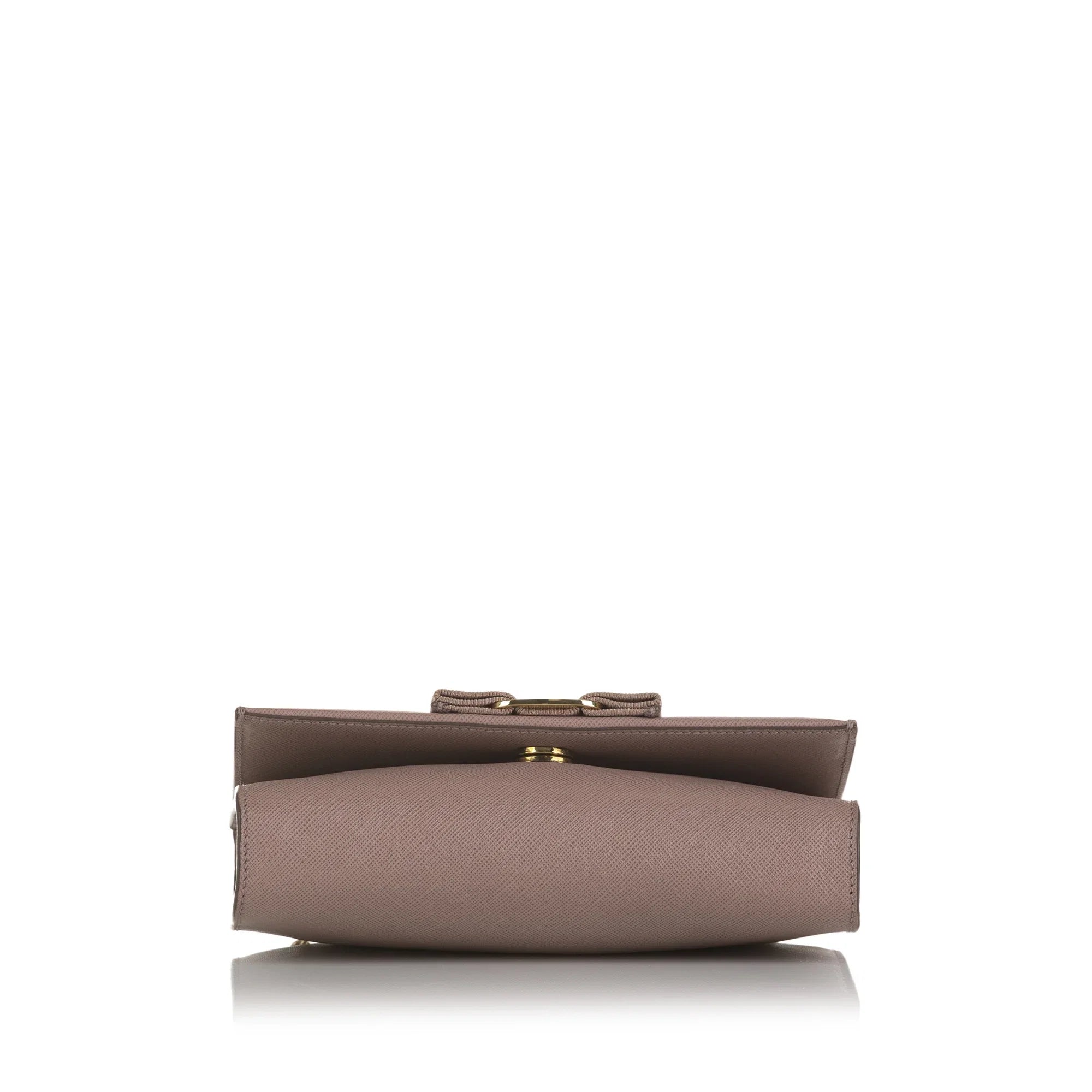 Pre-Owned Authenticated Ferragamo Small Vara Ginny Crossbody Calf Leather Pink Crossbody Bag Unisex (Good)