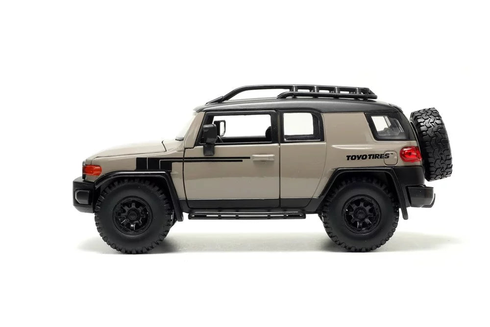 Toyota FJ Cruiser w/ Roof Rack and Extra Wheels; Beige - Jada Toys 34008 - 1/24 scale Diecast Car