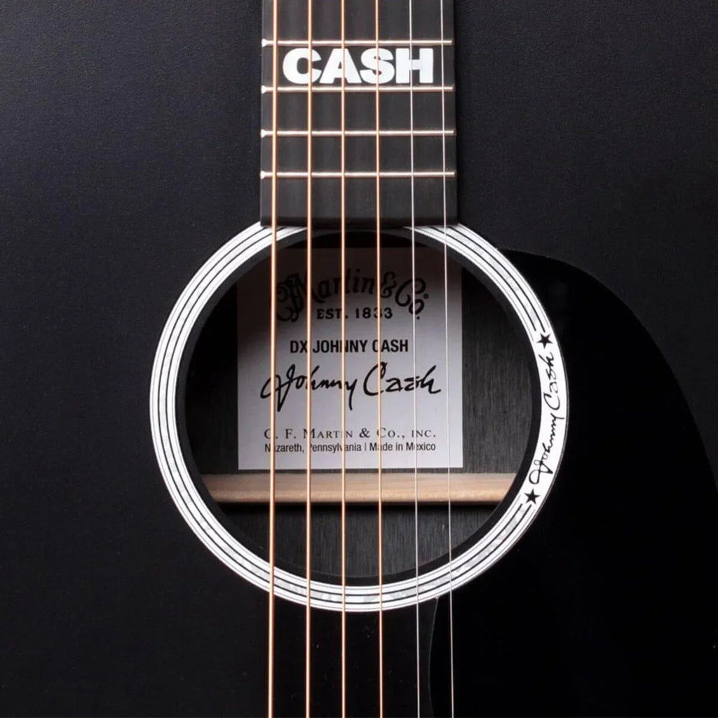 Martin DX Johnny Cash Acoustic-Current-activated Guitar