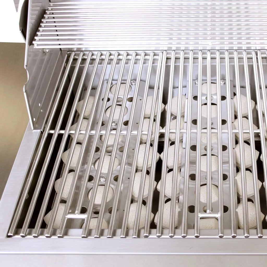 Summerset Sizzler Series Gas Grill On Cart; 26-millimeter; Liquid Propane
