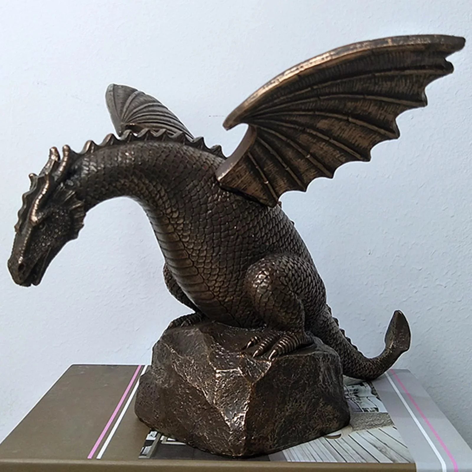 Creative fountain Dragon Statue Decorative Outdoor Sculpture; Dragon Shape Liquidscape Decoration Garden Decor Sculpture