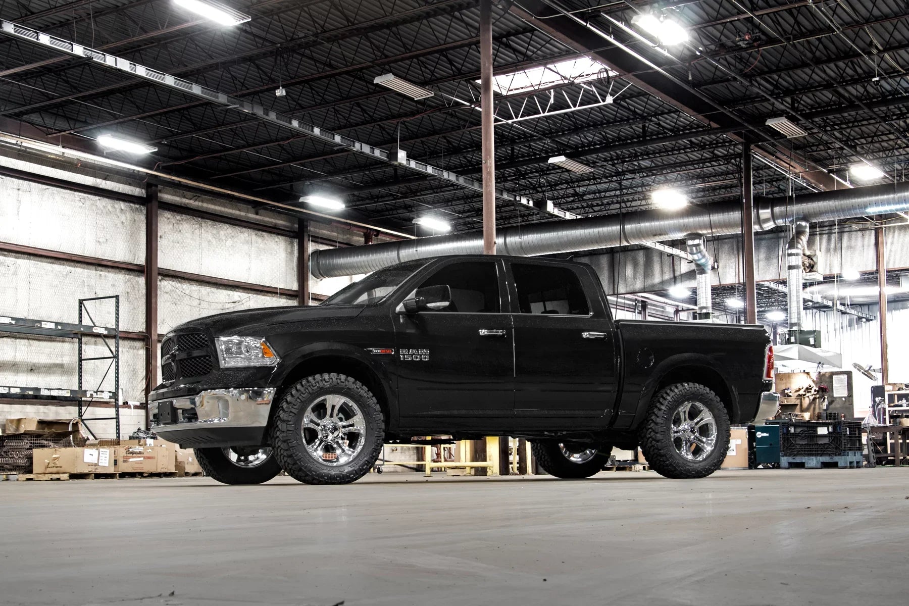 Rough Country 2.5" Lift Kit (fits) 2012-2018 Ram Truck 1500 4WD | Suspension System | 358