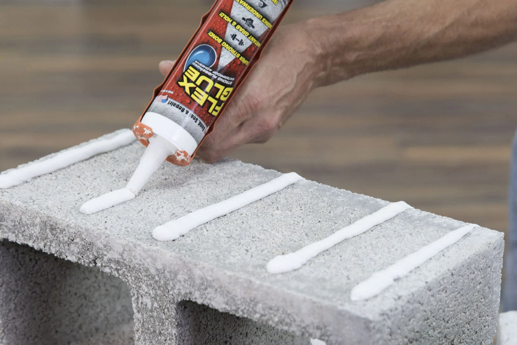 Flex Seal Family Of Products Flex Glue White Rubberized Liquidproof Adhesive 10 Oz