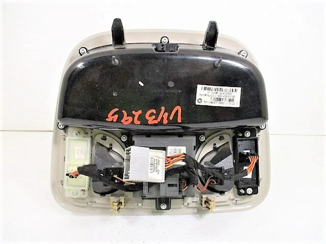 Pre-Owned 2014-2018 Jeep Cherokee Gray Overhead Lamp Sunroof Console OEM LKQ (Good)