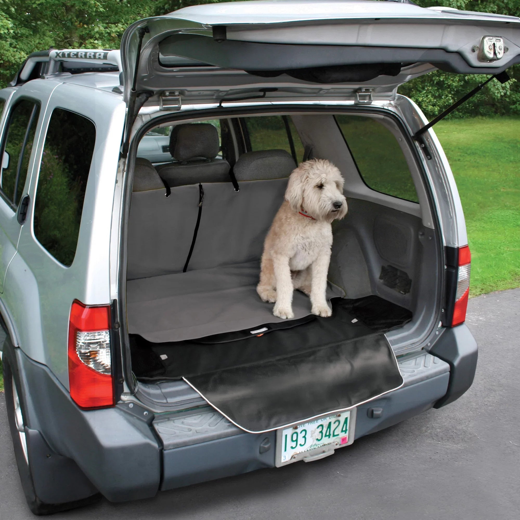 Kurgo Cargo Cape for Dogs; Pet Cargo Liner; Trunk Car Cover; Bumper Flap for Extra Protection; Resistant; Storage Pockets; For Cars; SUV; Trucks (Charcoal Grey)