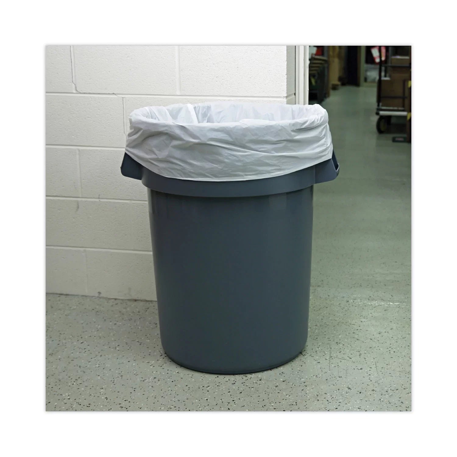 Boardwalk Linear Low Density Industrial Trash Bags; 45 gal; 0.9 mil; 40 x 46; White; 100/Carton