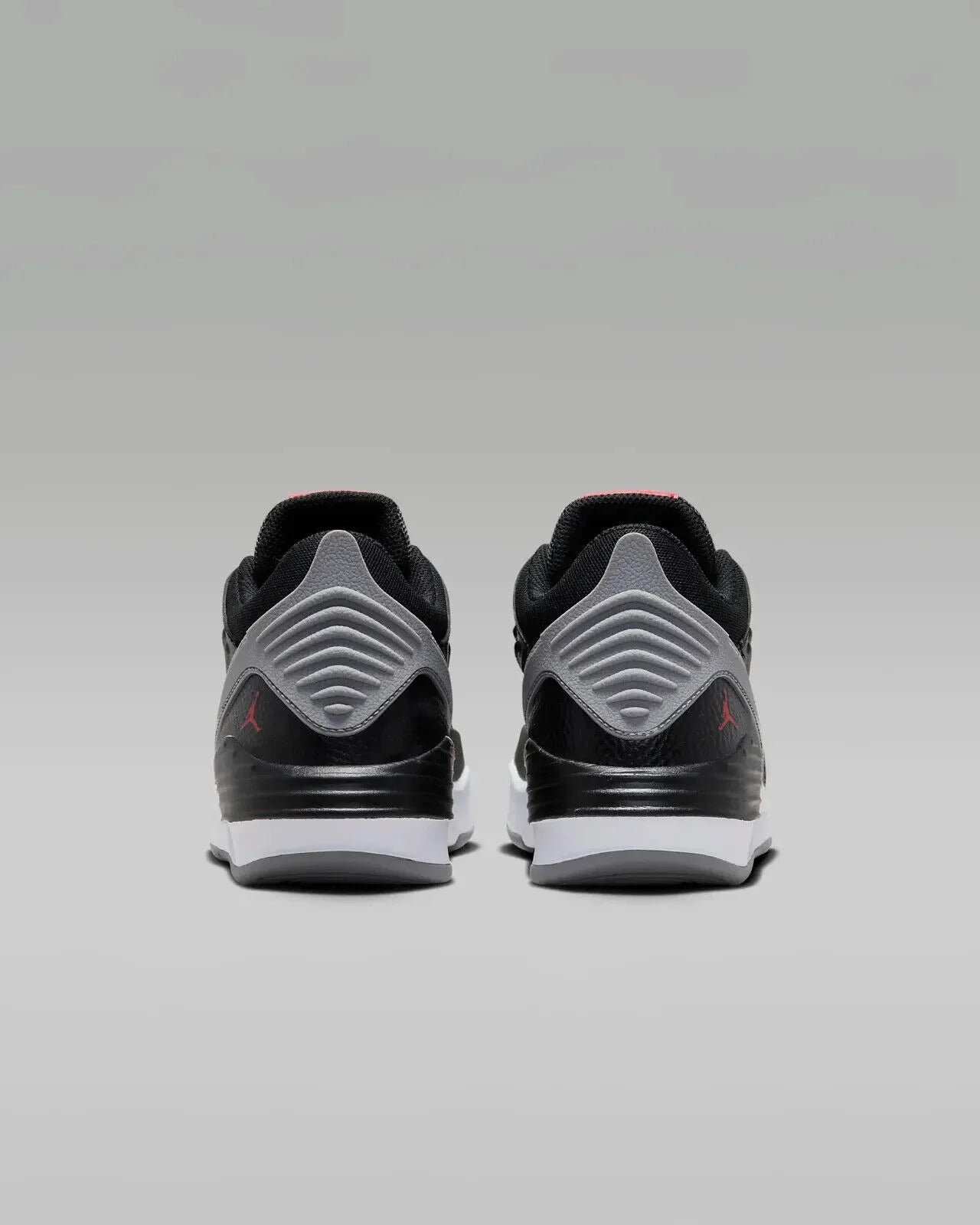Air Jordan Max Aura 5 DZ4352-061 Older Kids Black/White Basketball Shoes NR4814 (7Y)